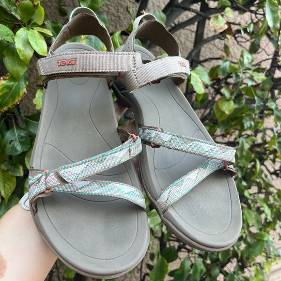 Teva Verra Sandal - Picture 2 of 11